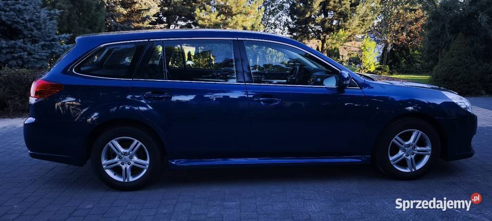 Subaru Legacy 2011 4x4 AWD benzyna automat Józefów-Pociecha