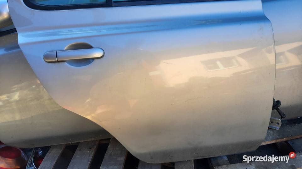 drzwi prawe lewe Nissan Micra k12 lak KY0K przód Drzwi