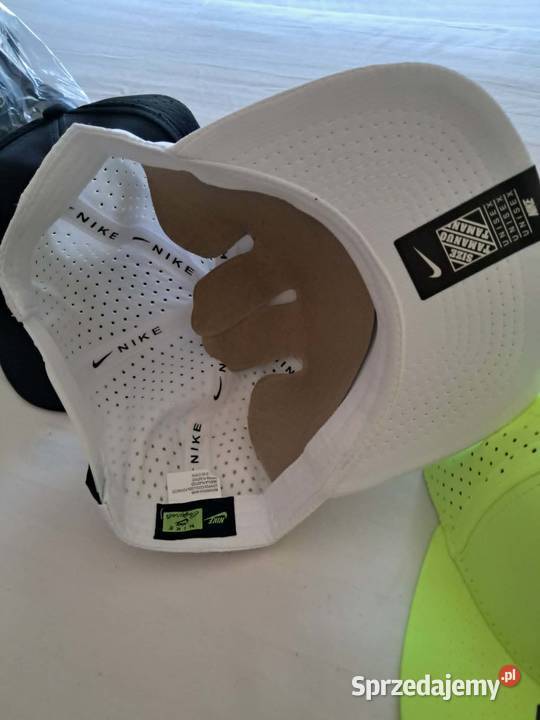 czapeczki fullcap NIKE i inne sprzedam