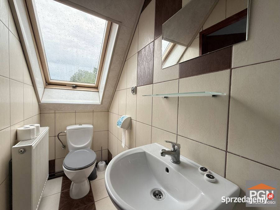 Sprzedam dom wolnostojący 290m2 Trzebiatów Liczba pokoi 7