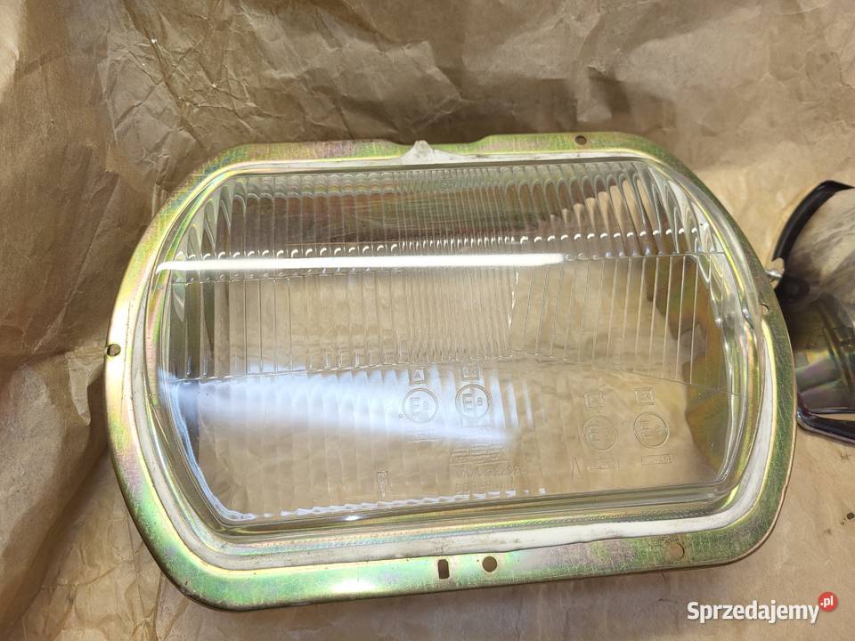 Wartburg 353 Nowa lampa przód klosz odbłyśnik osobowe