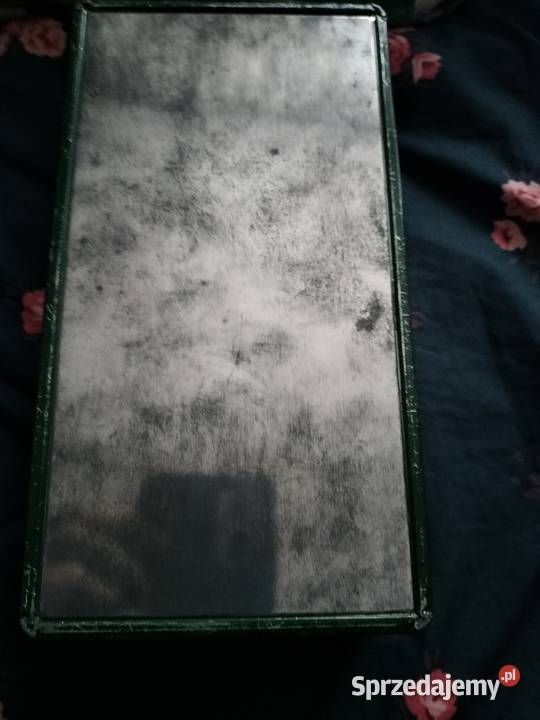 Metalowe pudełko z guzikami różne duże pudełko zachodniopomorskie Choszczno