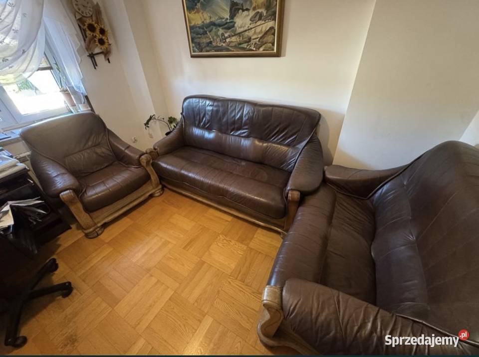 Zestaw kanap skórzanych 321 3 rozkładane na Brzeziny sprzedam