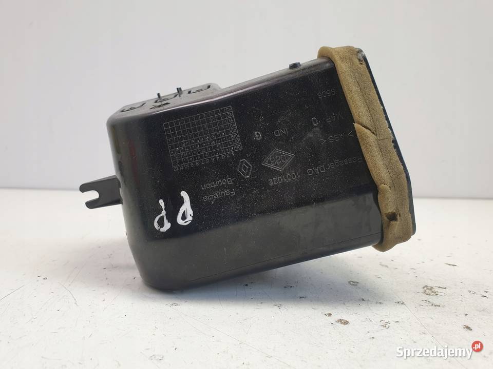 Renault Laguna III KRATKA NAWIEWU prawa PRZÓD osobowe Rudka