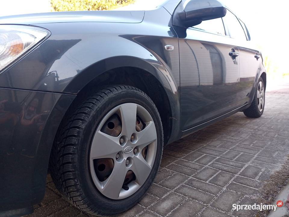 Kia ceed benzyna 16 2007 Staszów