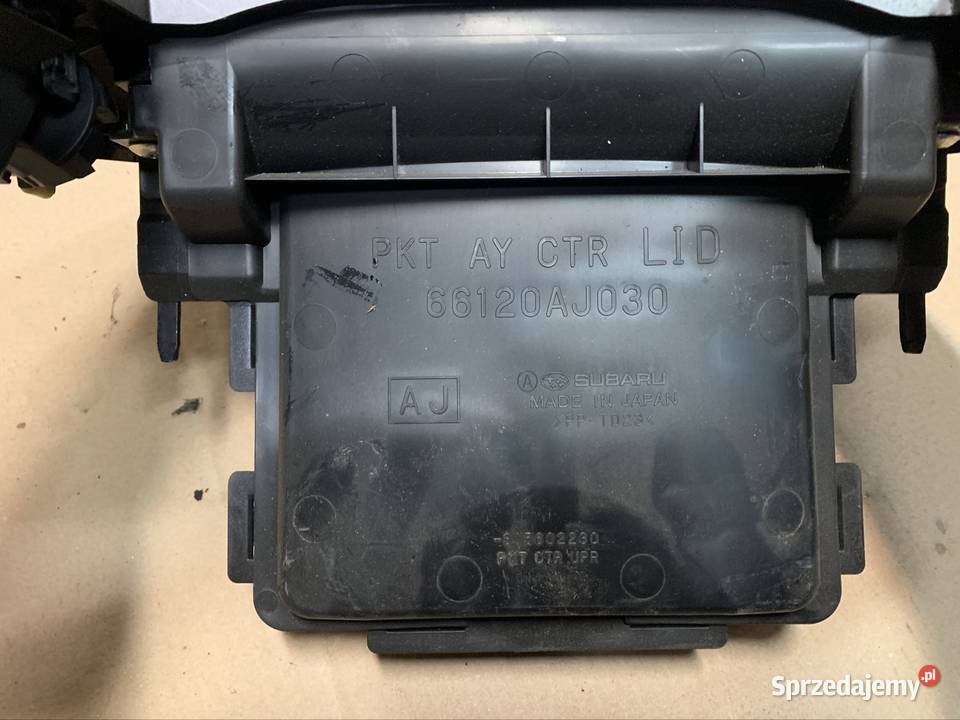 Kratka Środkowa nawiewu Subaru legacy V outback Deski rozdzielcze, konsole