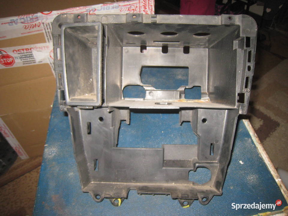 Ramka kieszeń radia panelu nawiewów Volvo s60 Kraków