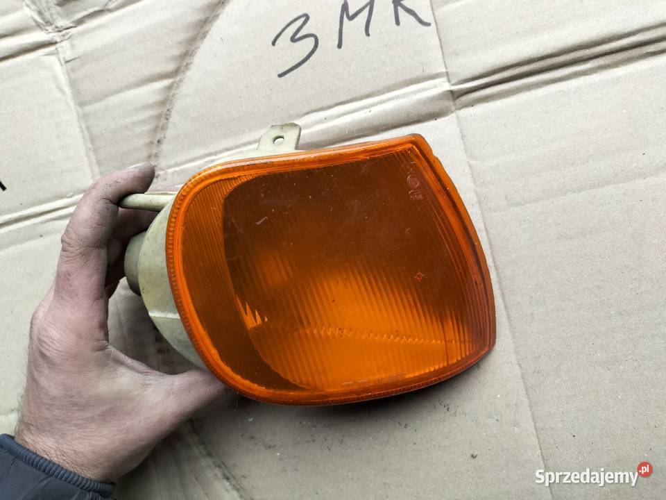 VOLKSWAGEN POLO III N6 6N KIERUNKOWSKAZ PRAWY Oświetlenie Kamień-Kolonia