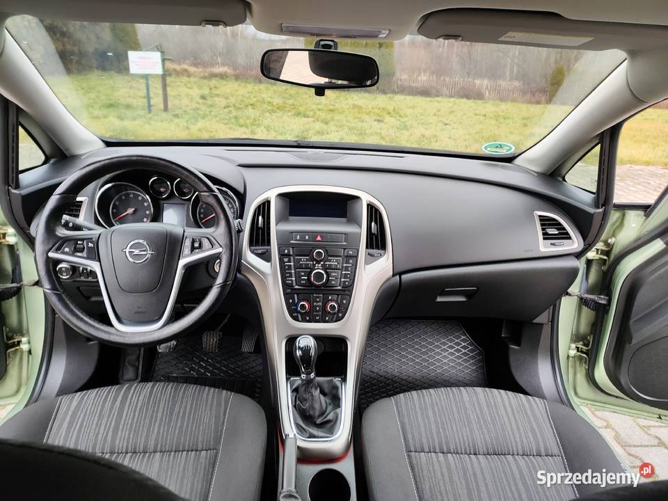 Opel Astra 14 turbo benzyna sprowadzony Smyków