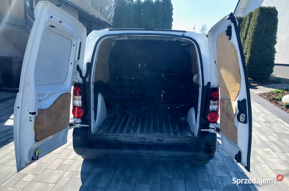 PEUGEOT PARTNER L1H1 16100 162tkm Navi Klima czujnik zmierzchu małopolskie Jaśkowice sprzedam