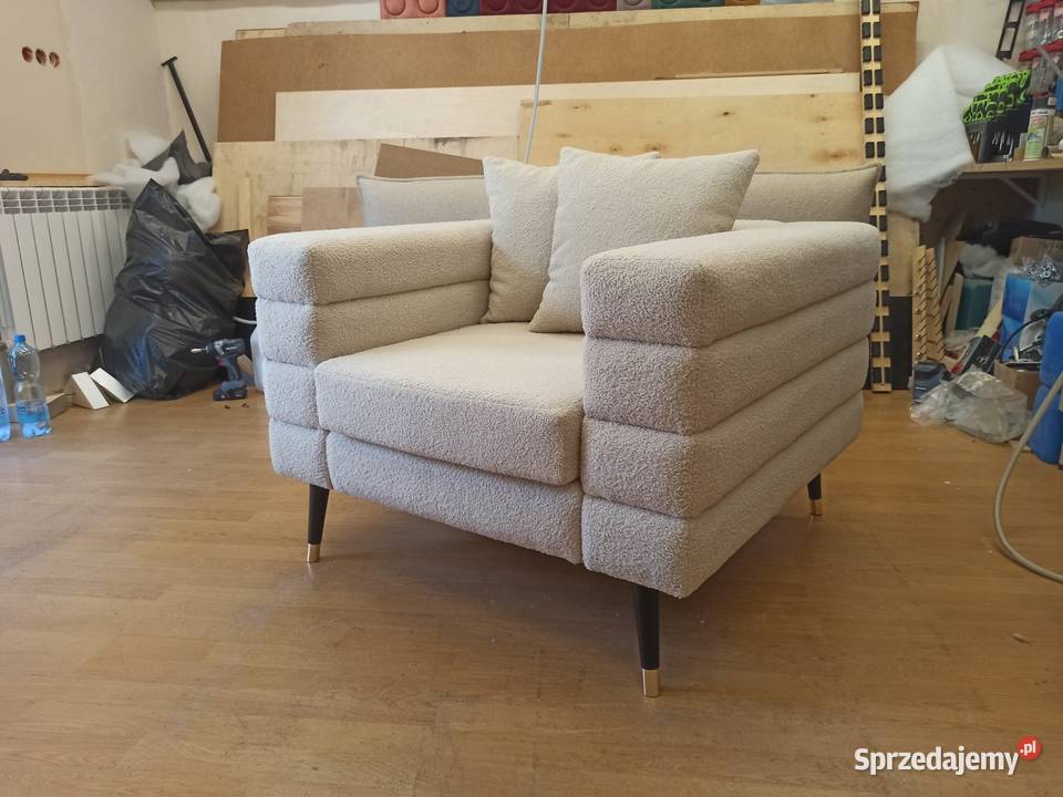 Nowoczesny fotel tapicerowany 70cm Radom