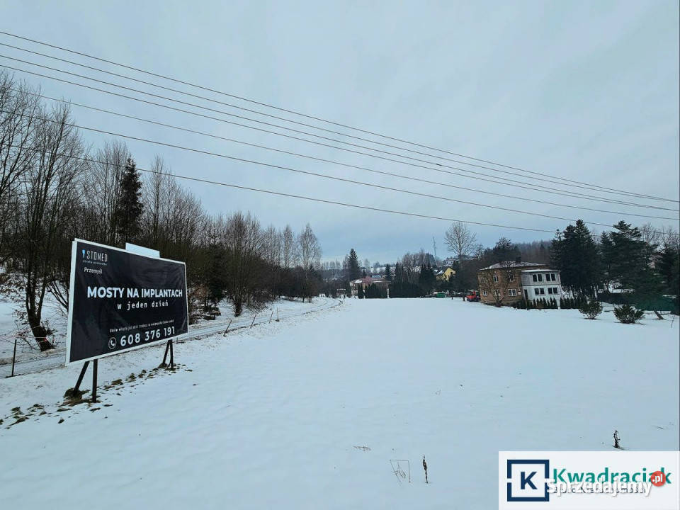 sprzedaży działki Zagórz Wolności 3800m2 60m