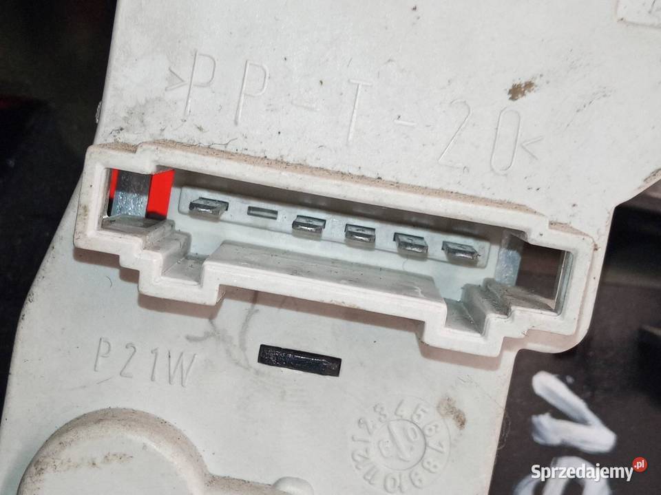 LAMPA TYŁ PRAWA KOMBI LIFT Skoda Octavia II Lampy tylne Lampy tylne