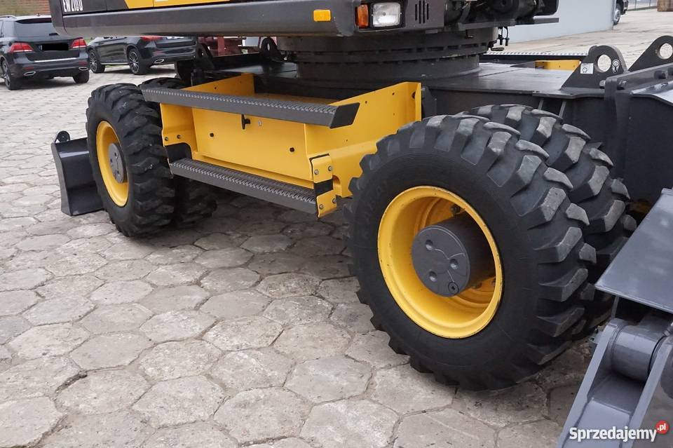 VOLVO EW210D koparka przeładunkowa Tuliszków