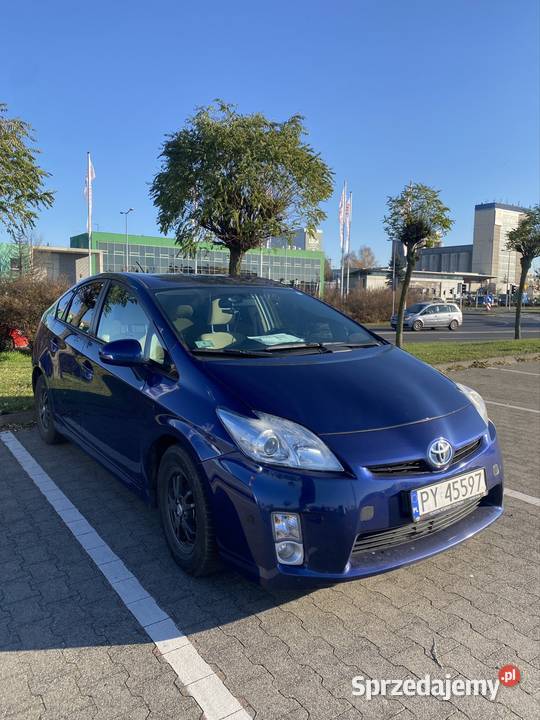 Sprzedam Toyora Prius 30 2010 sprawny opłatach i wielofunkcyjna kierownica Poznań