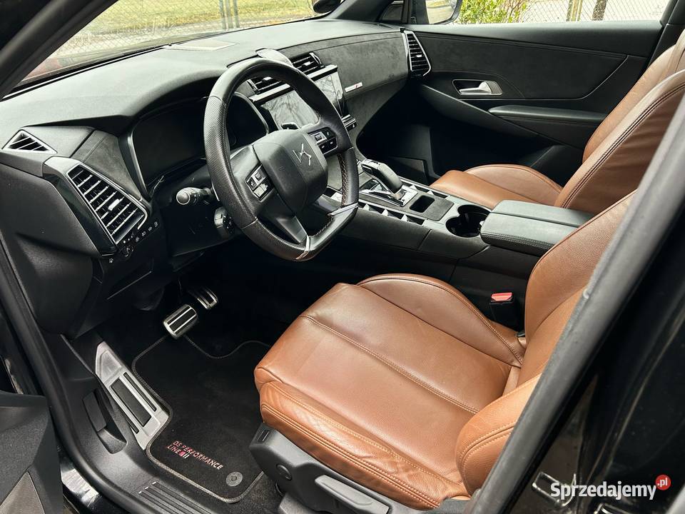 DS 7 Crossback FV23 PlugIn 300 4x4 Pierwsza rej 1598cm3