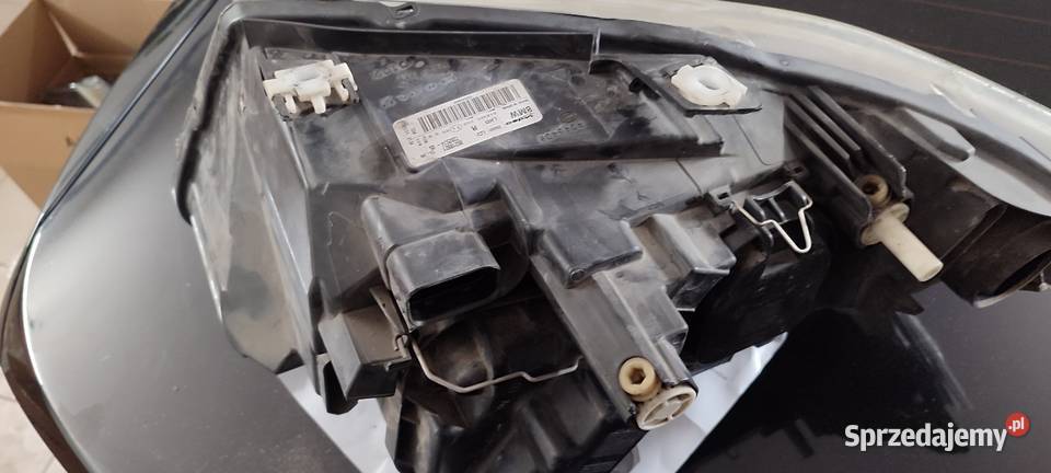 Lampa przednia Bmw 3 e90 lift