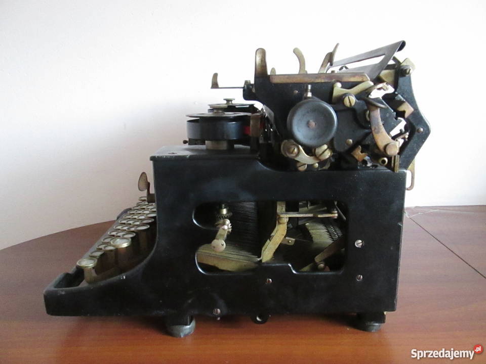 Stara maszyna do pisania TRIUMPH 1924 zabytek sprzedam