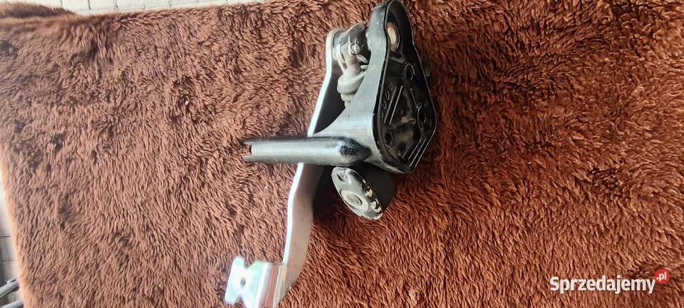 Harley FXS FXSTB FXSTC FXCWC set prawy mocowanie Orzesze sprzedam