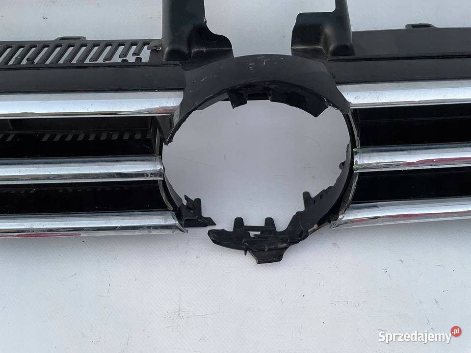 VW TOURAN II 2015 ATRAPA GRILL ZDERZAK PRZÓD wielkopolskie