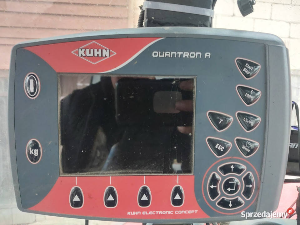 Rozsiewacz RAUCH AXIS 301 3000 L 2012 r talerze Rozsiewacze nawozów Kudypy sprzedam