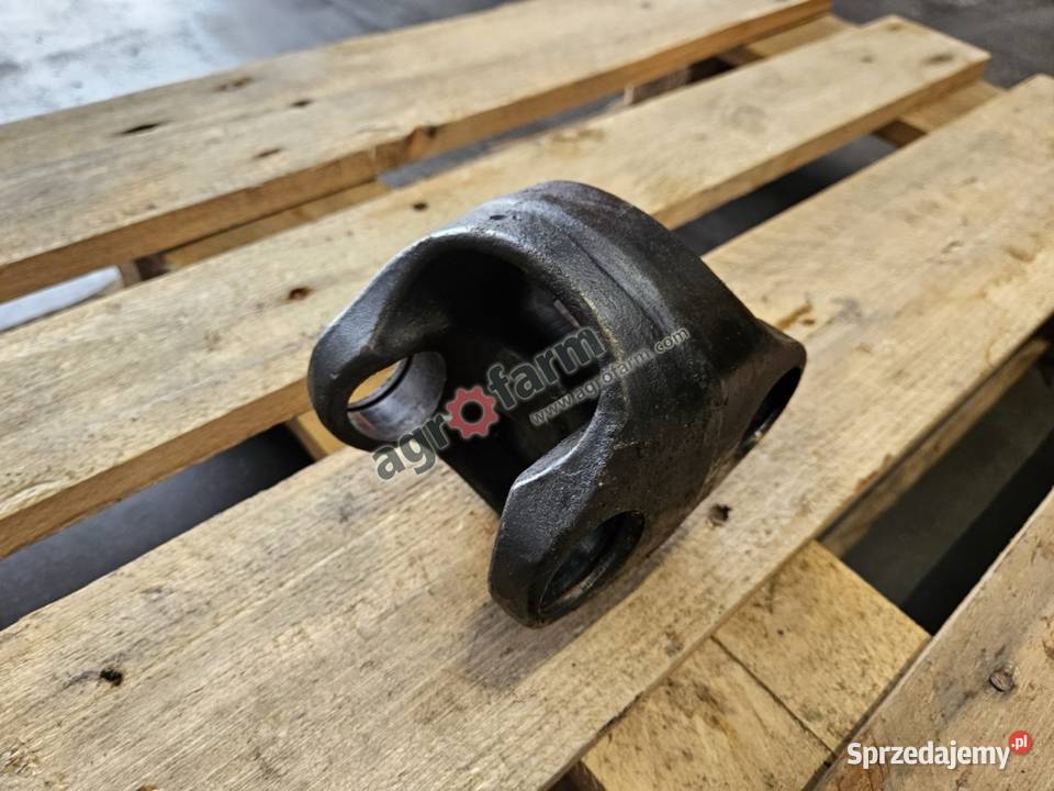 Łącznik półosi FWD Massey Ferguson 8660 8690 Byków