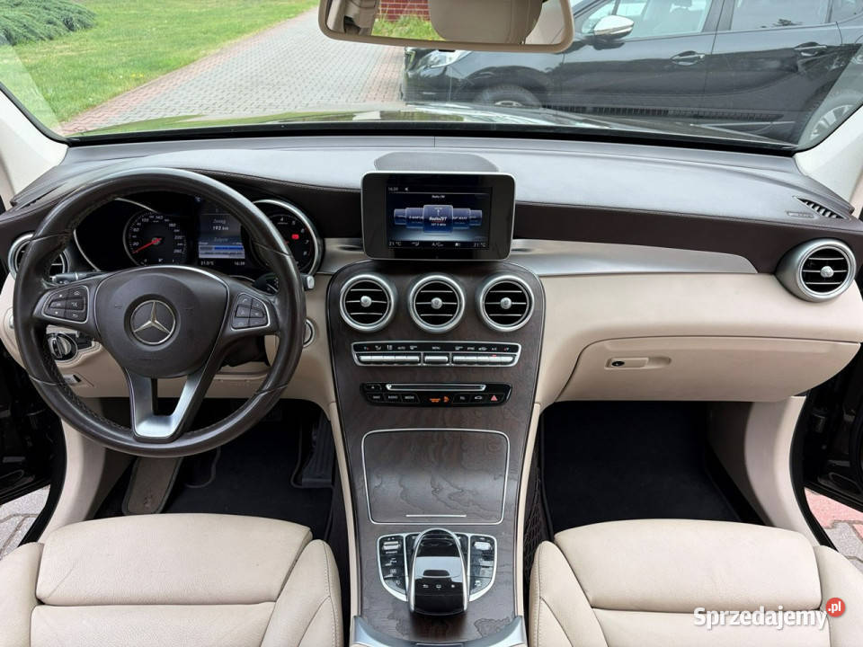 Mercedes GLC 250 Skóry Hak LEDy ILS Serwisowany Lipówki sprzedam