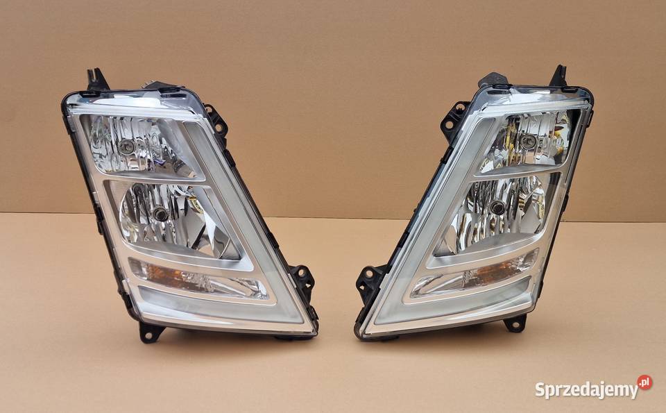 VOLVO FH4 FM4 REFLEKTOR LAMPA LEWA HALOGEN PRZÓD ciężarowe lubuskie