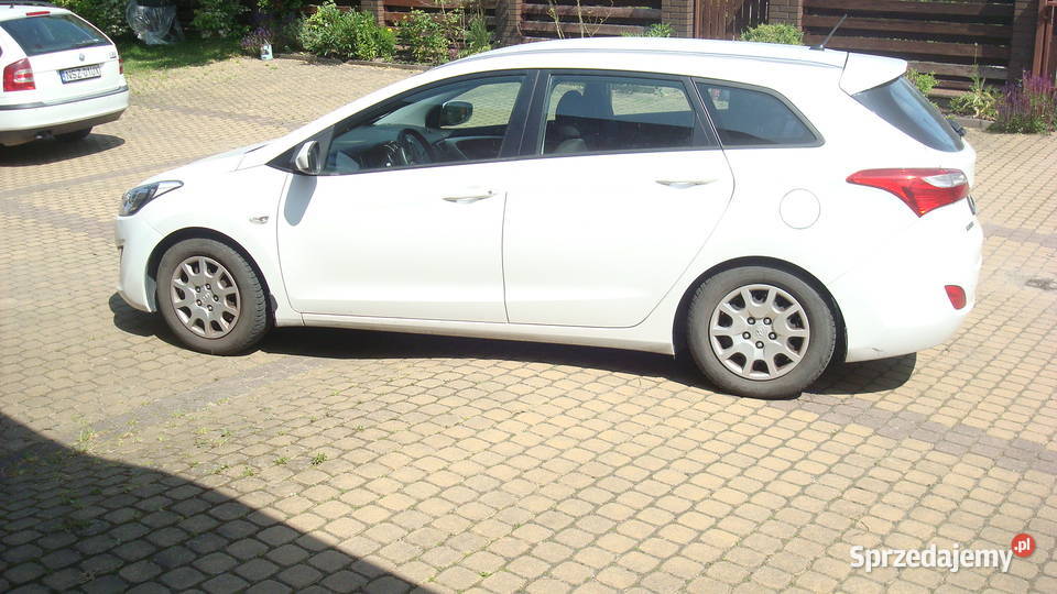 Hyunday i30 2013rdiesel 110 bezwyp sprzedam
