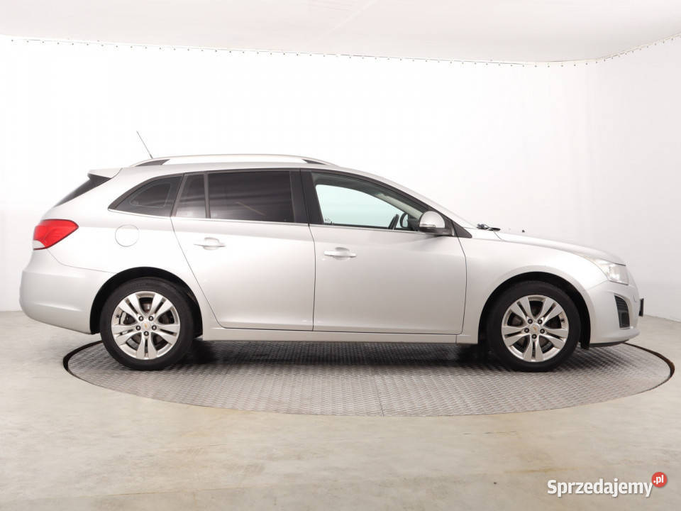 Chevrolet Cruze 17 VCDi srebrny