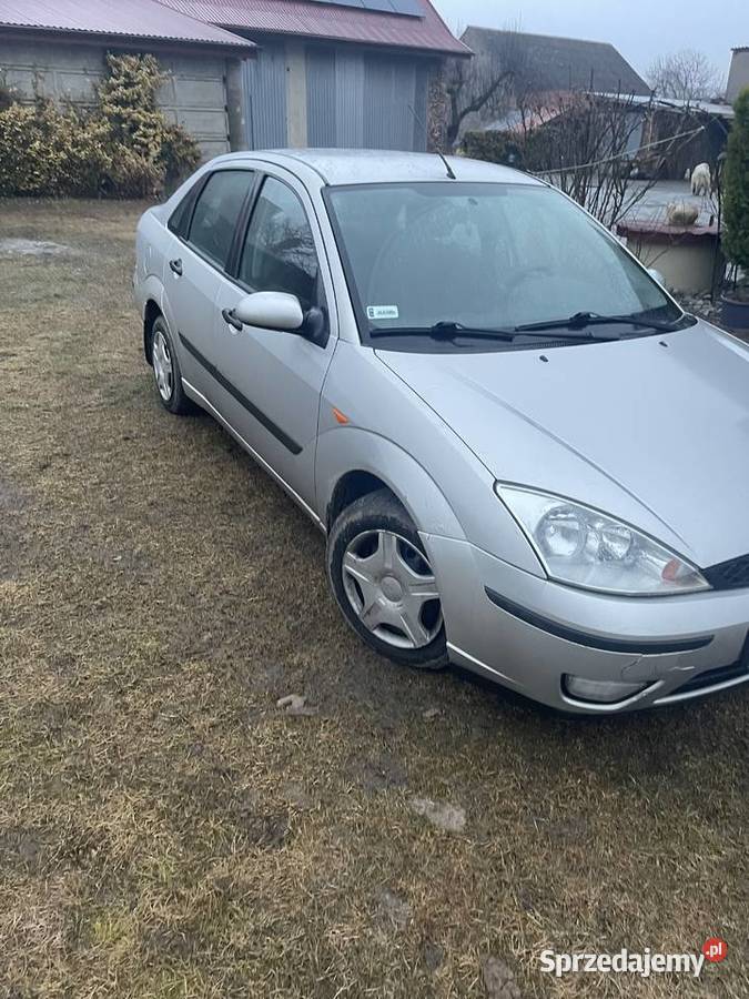 Ford Focus mk1 sedan stan
