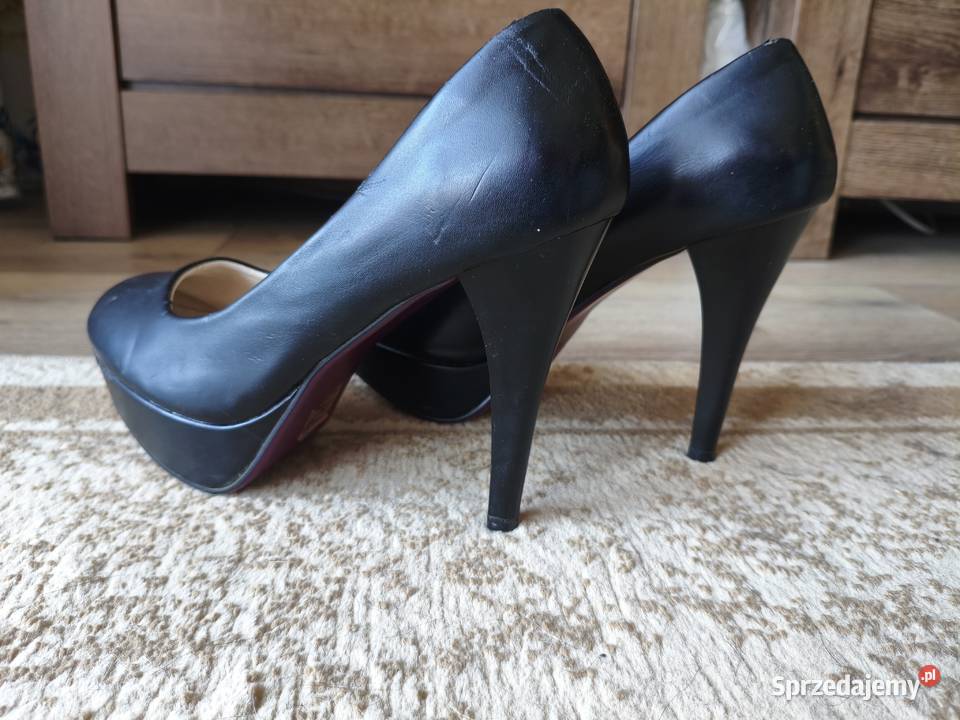 Czarne wysokie szpilki lubelskie Bełżyce