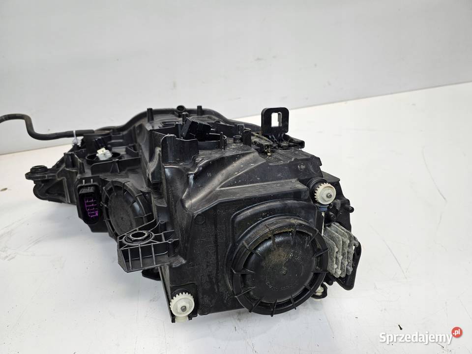 REFLEKTOR XENON LED LEWY AUDI A3 8V 8V0941005A
