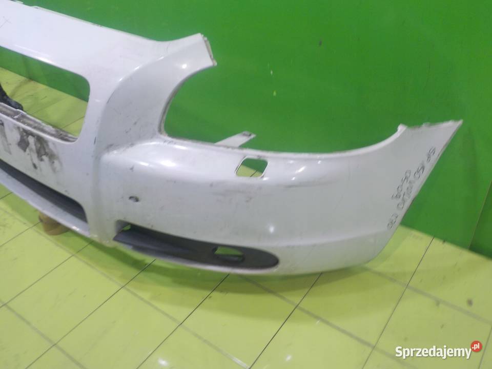 VOLVO C70 II 24 B 09r CABRIO 2D zderzak przod