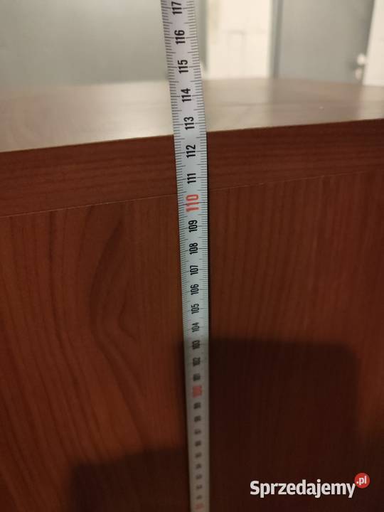 Szafka z drzwiami Wrocław