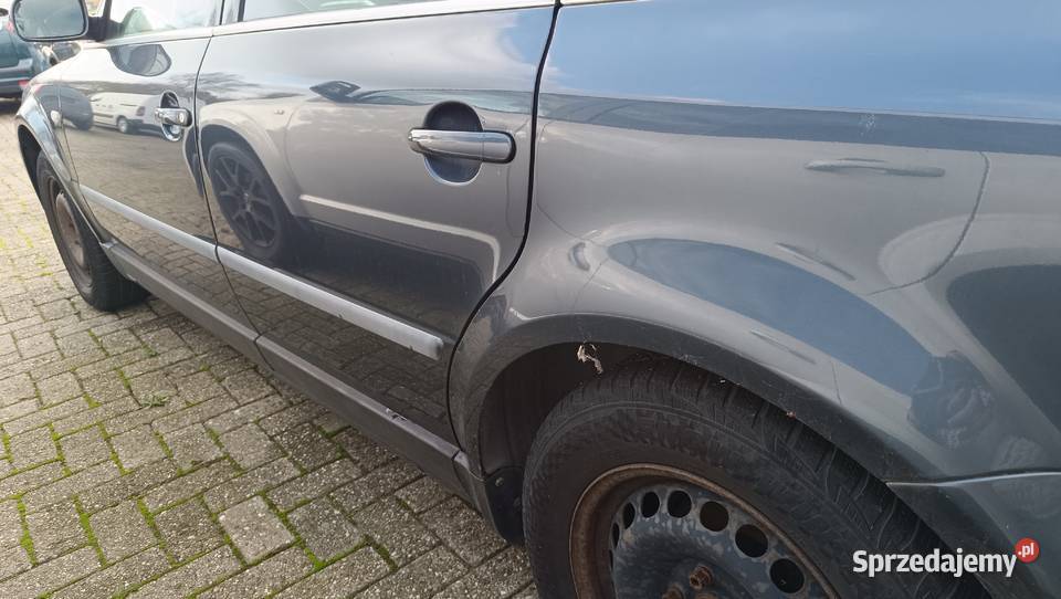 Volkswagen passat B5 16 Mpi 160 Samochody osobowe Łuków