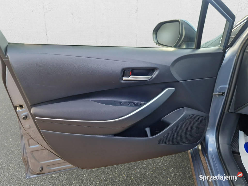 Toyota Corolla 15 Comfort Z polskiego salonu Z benzyna