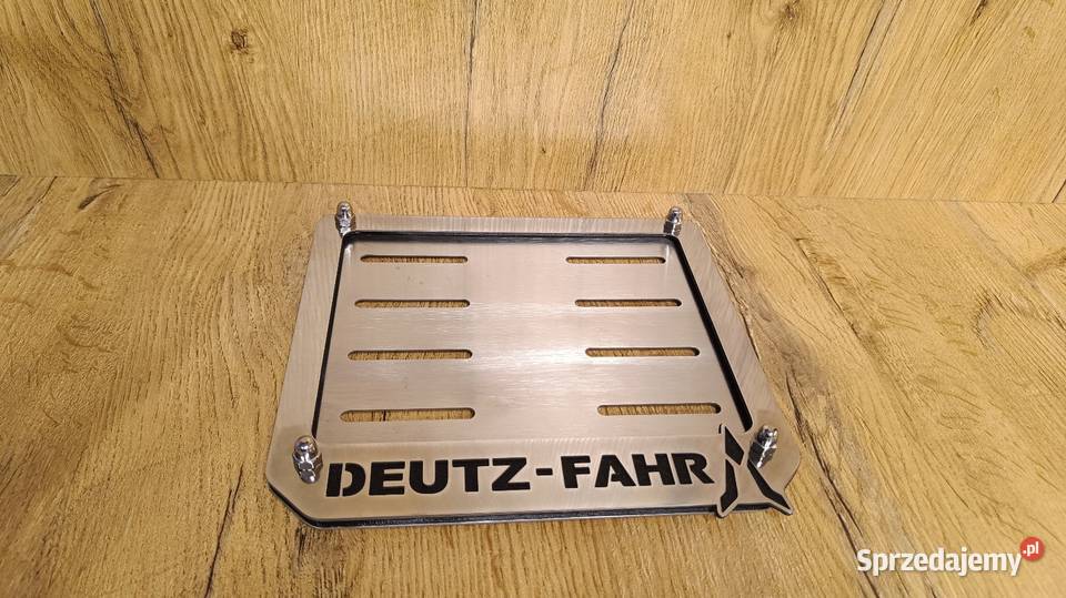 Ramka tablicy rejestracyjnej DeutzFahr Babimost