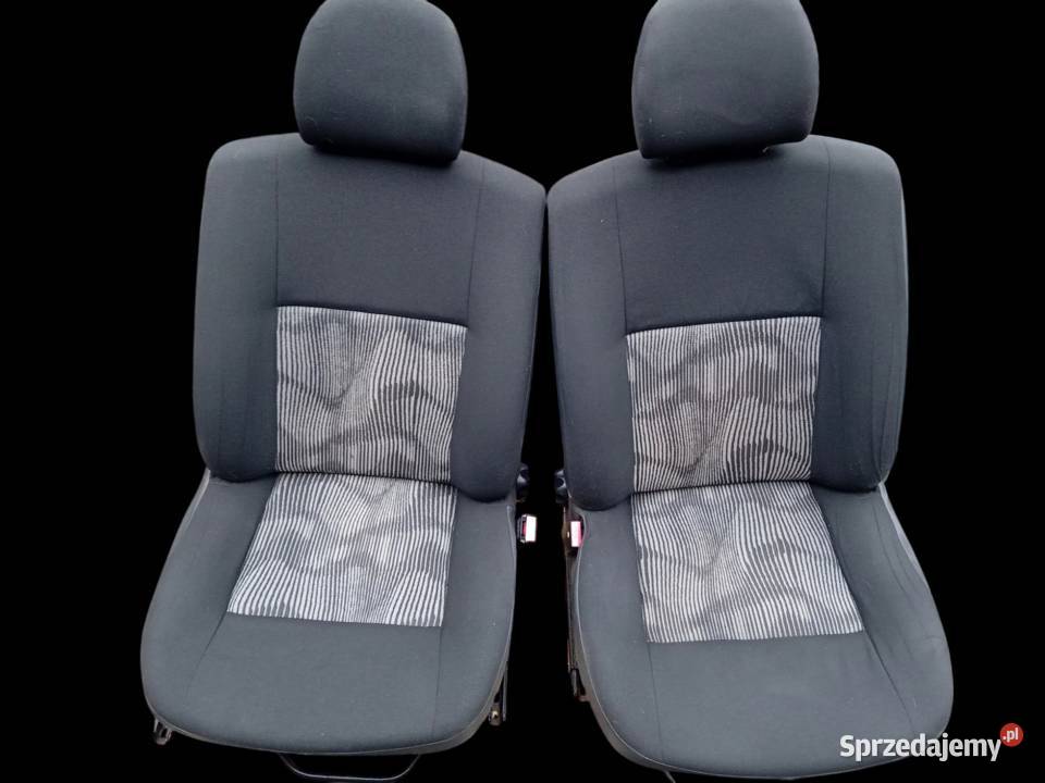 Fotele Dacia Sandero 1 2010r Stan