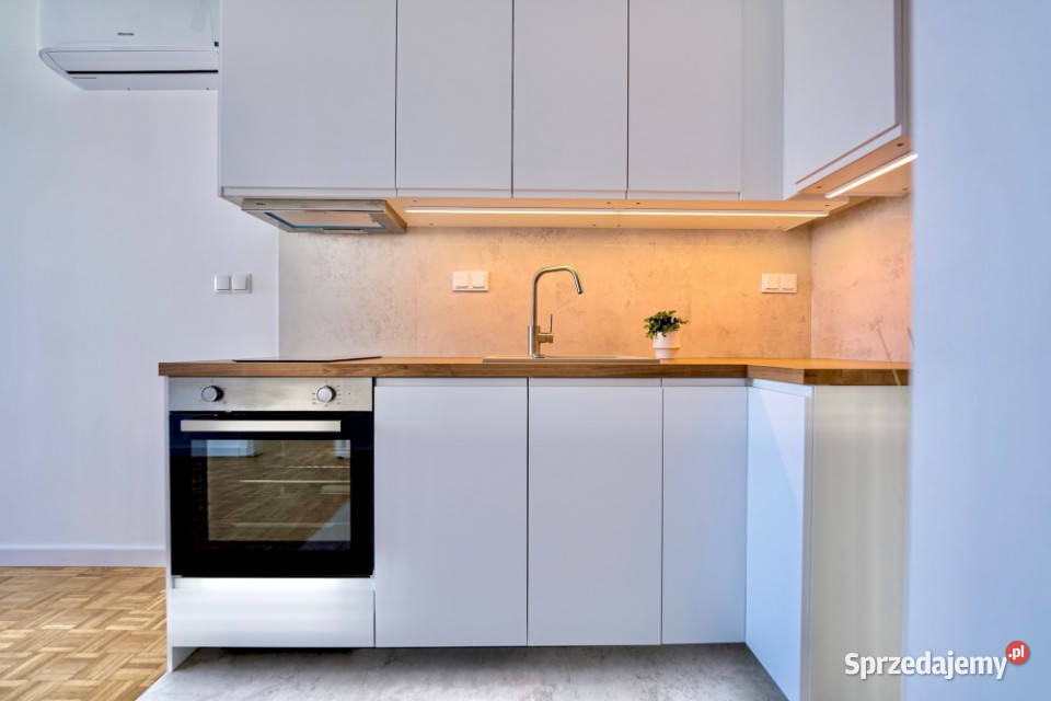 Jasne 2 pokoje Śródmieście Wisłą Klima Warszawa