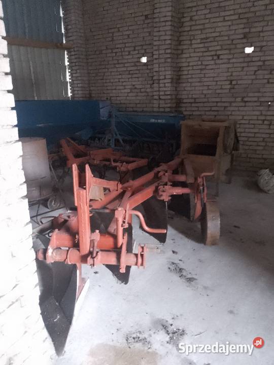 Sprzedam ciągnik rolniczy Białoruś Skrzynia biegów Manualna Jędrzejów