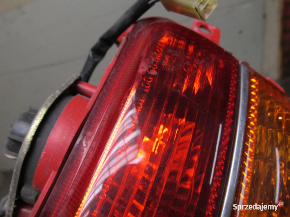 Tylna prawa lampa Suzuki Burgman 650 03r Sandomierz sprzedam