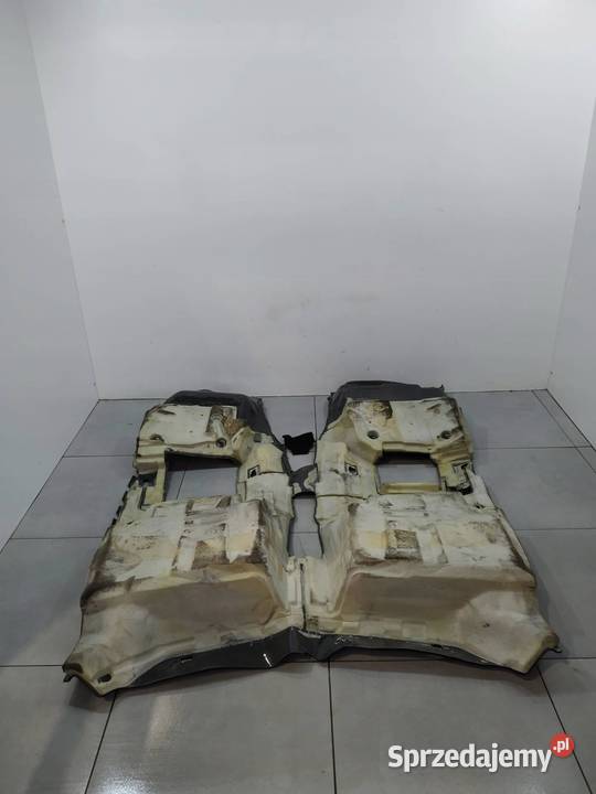 WYKŁADZINA WNĘTRZA DYWAN PODŁOGA Skoda Superb IV Rok produkcji 2024 sprzedam