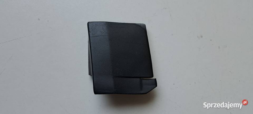 Listwa tylnego prawego błotnika 4A0853700 Audi Luzino