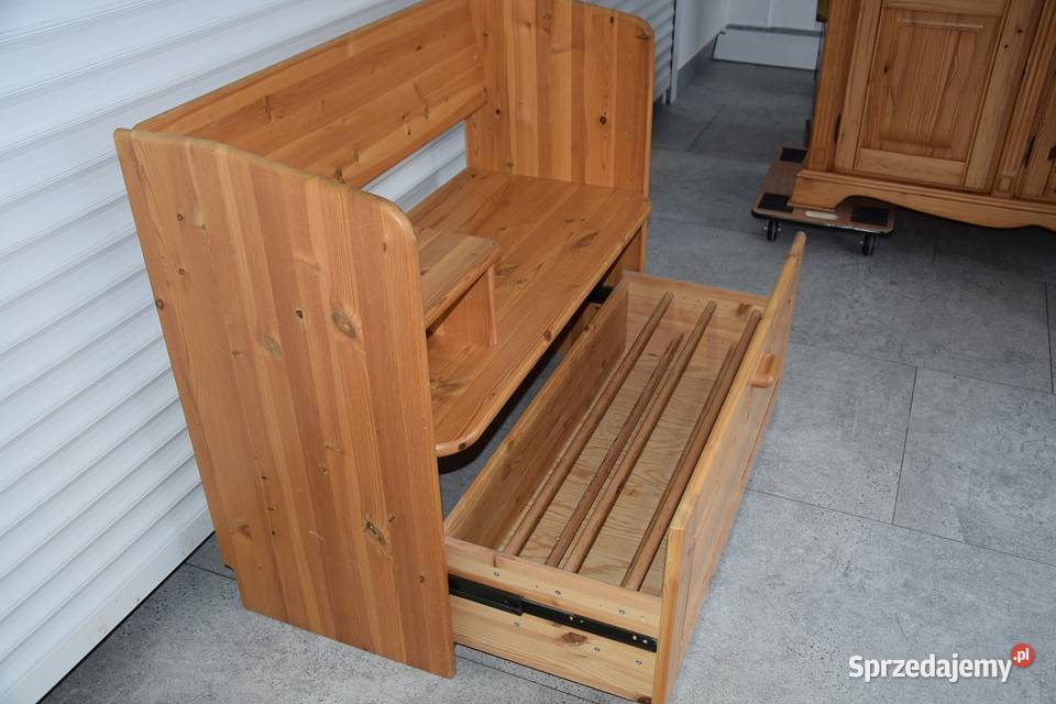 szafka na buty z siedziskiem z drewna sosnowego Olsztyn