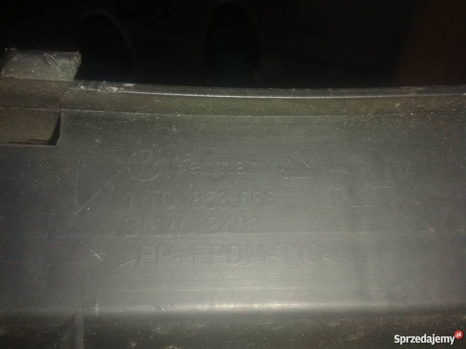 VW TOURAN 0406 KRATKA ATRAPA ZASLEPKA NOWA PRAWA