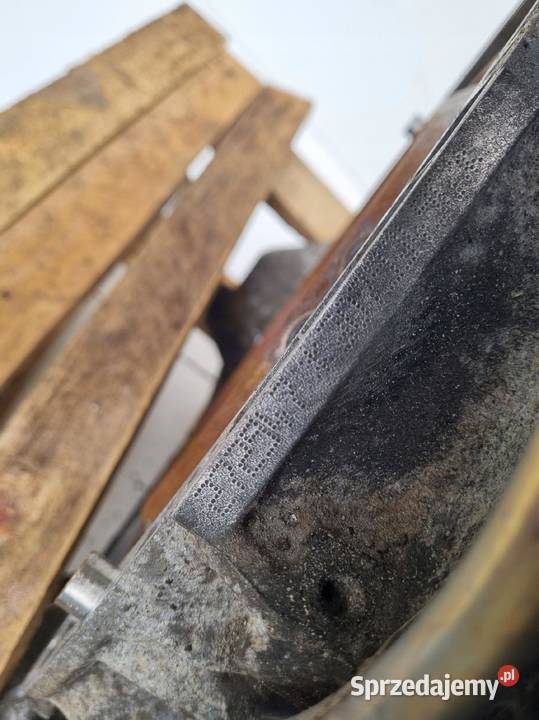 SILNIK KOMPLET Mercedes W204 30 V6 231 272947 osobowe Rudka