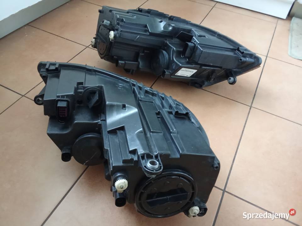 VW JettaUSA 5C7 reflektory LP orginal hella Kamieniec Wrocławski sprzedam