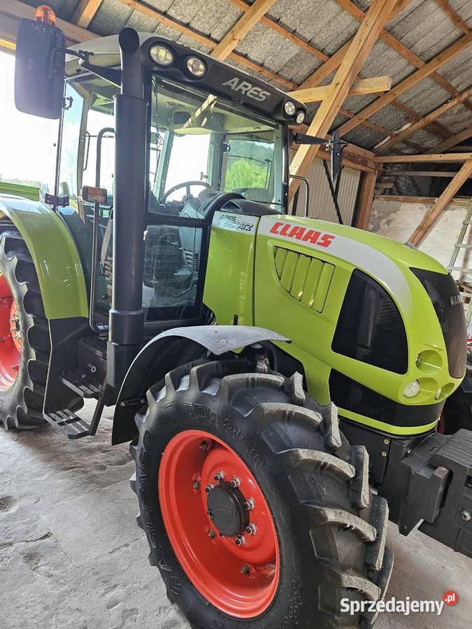 Ciągnik Renault Claas Ares 557 nie john deere Ładowacze czołowe podlaskie Sejny