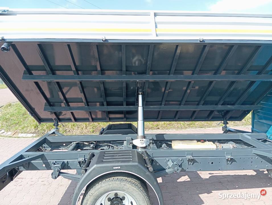 Iveco daily 28 kiper wywrotka na 3 strony nowy świętokrzyskie Trzeszków